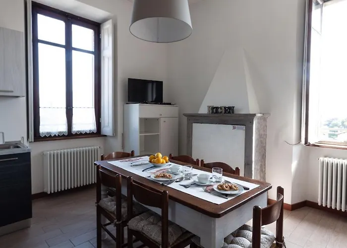 Semesterbostad Breva - By Lovecomo Menaggio